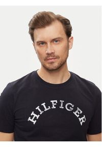 TOMMY HILFIGER - Tommy Hilfiger T-Shirt Arched MW0MW34432 Granatowy Regular Fit. Kolor: niebieski. Materiał: bawełna #5