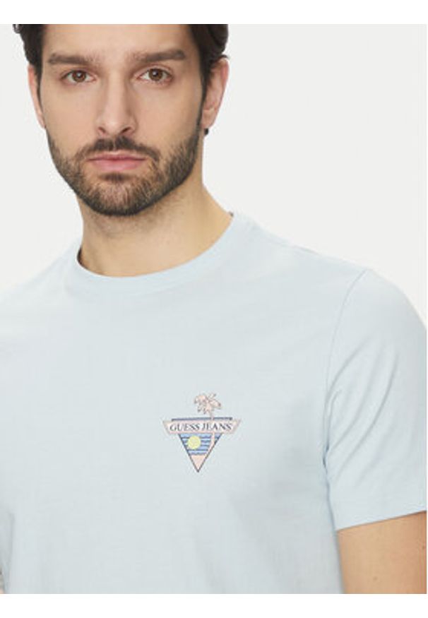Guess Jeans T-Shirt M5GI55 K8FQ4 Błękitny Regular Fit. Kolor: niebieski. Materiał: bawełna
