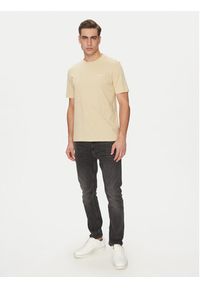 Hugo - HUGO T-Shirt Dero222 50466158 Beżowy Regular Fit. Kolor: beżowy. Materiał: bawełna #4