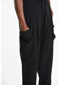La Haine Inside Us Spodnie | 3M M1247 | Mężczyzna | Czarny. Okazja: na co dzień. Kolor: czarny. Materiał: wiskoza, poliamid. Wzór: aplikacja. Styl: casual, elegancki #7
