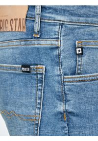 Big-Star - Jeansy męskie niebieskie Deric High Waist 390. Okazja: na co dzień. Stan: podwyższony. Kolor: niebieski. Styl: casual #4