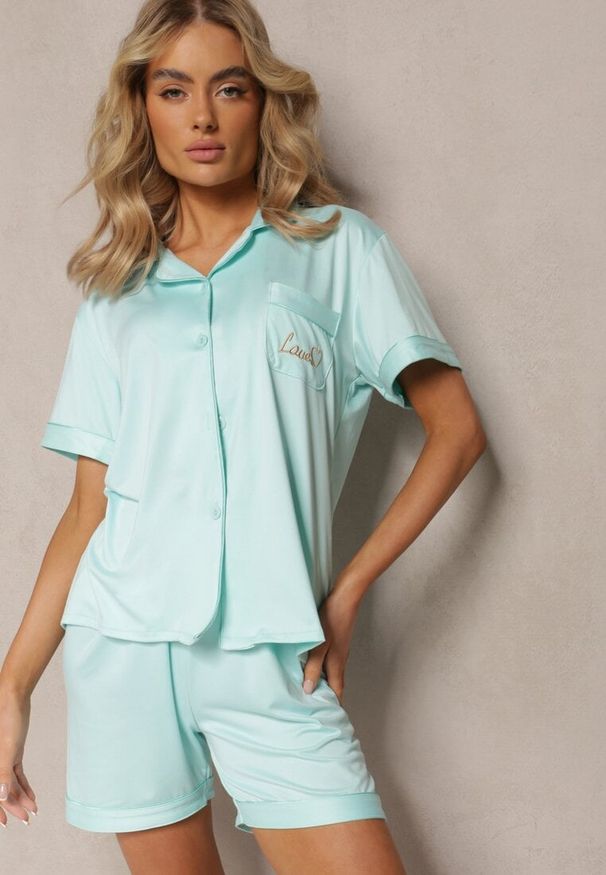 Renee - Miętowy Komplet Piżamowy z Krótką Koszulą z Napisem i Szortami Finetta. Kolor: miętowy. Materiał: satyna. Długość: krótkie. Wzór: napisy