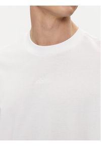 Adidas - adidas T-Shirt IR8364 Biały Loose Fit. Kolor: biały. Materiał: bawełna #4