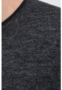 Sisley Sweter z domieszką wełny męski kolor szary. Okazja: na co dzień. Kolor: szary. Materiał: wełna. Długość rękawa: długi rękaw. Długość: długie. Styl: casual #2