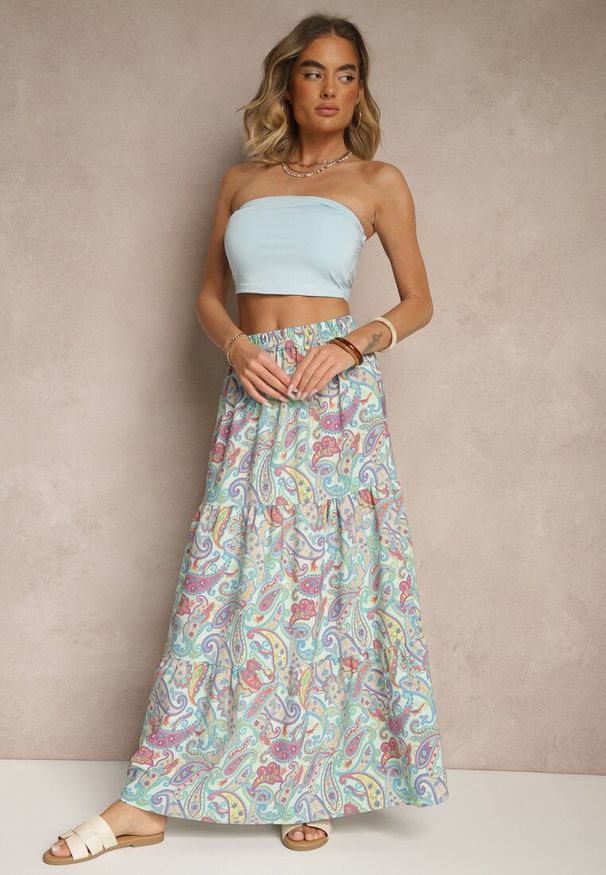 Renee - Zielona Spódnica Rozkloszowana High Waist z Motywem Paisley Nevolissa. Okazja: na co dzień. Stan: podwyższony. Kolor: zielony. Wzór: paisley. Styl: casual