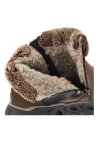 Brązowe Botki Rieker Ocieplane Buty Damskie Zapinane. Okazja: na co dzień. Zapięcie: zamek. Kolor: brązowy. Materiał: futro, materiał. Sezon: zima. Styl: klasyczny, casual, elegancki #6