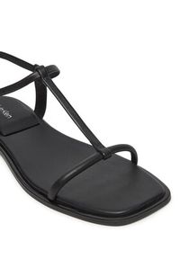 Calvin Klein Sandały Flat Sandal Squared Buckle Lth HW0HW02556 Czarny. Kolor: czarny. Materiał: skóra
