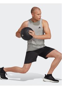 Adidas - adidas Szorty sportowe Train Essentials Woven Training Shorts IC6976 Czarny Regular Fit. Kolor: czarny. Materiał: syntetyk. Styl: sportowy #4