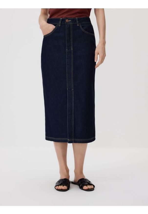 Reserved - Jeansowa spódnica midi - granatowy. Kolor: niebieski. Materiał: jeans
