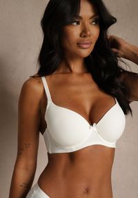 Renee - Jasnobeżowy Gładki Biustonosz o Klasycznym Fasonie Arriethia. Kolor: beżowy. Wzór: gładki #7