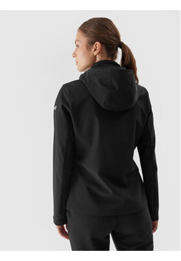 4f - 4F Kurtka softshell 4FAW23TSOFF152 Czarny Slim Fit. Kolor: czarny. Materiał: syntetyk