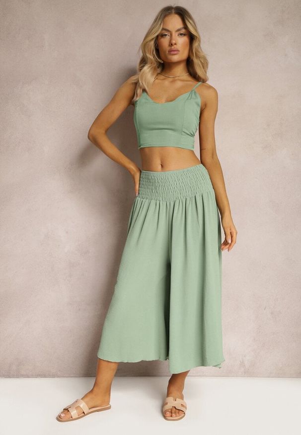 Renee - Zielone Spodnie Szerokie Luźne High Waist Inestria. Stan: podwyższony. Kolor: zielony. Materiał: tkanina. Sezon: lato