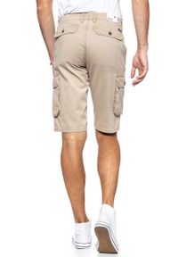 Wrangler - SPODENKI MĘSKIE WRANGLER CARGO SHORT CORNSTALK W15DKC335 112126788. Materiał: bawełna #8