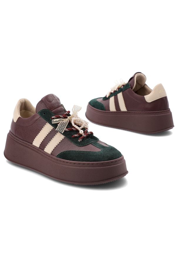 CheBello - Sneakersy damskie Chebello, skórzane na grubej podeszwie z ozdobą z okrągłym noskiem sznurowane, bordowe, 4805-148-536. Nosek buta: okrągły. Zapięcie: sznurówki. Kolor: czerwony. Materiał: skóra. Wzór: aplikacja. Obcas: na platformie. Styl: elegancki