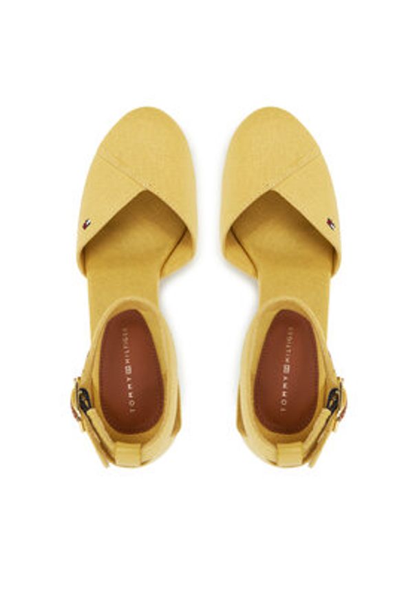 TOMMY HILFIGER - Tommy Hilfiger Półbuty Flag High Wedge Espad Closed Toe FW0FW08494 Żółty. Kolor: żółty. Materiał: materiał