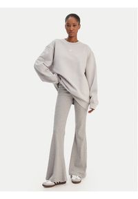 Adidas - adidas Bluza Essentials KD9121 Szary Oversize. Kolor: szary. Materiał: bawełna #5