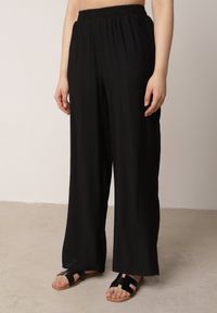 Born2be - Czarny Rustykalny Komplet z Wiskozy i Lnu Spodnie i Bluzka z Haftem Acalerodia. Kolor: czarny. Materiał: wiskoza, len. Wzór: haft #6