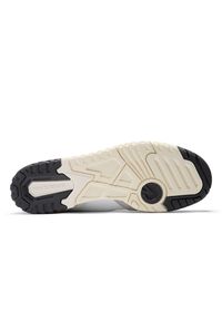 Buty unisex New Balance BB550GWB – białe. Kolor: biały. Materiał: skóra. Szerokość cholewki: normalna #4
