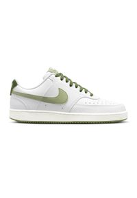 Buty do chodzenia męskie Nike Court Vision LO. Zapięcie: sznurówki. Kolor: wielokolorowy. Materiał: materiał, syntetyk. Szerokość cholewki: normalna. Model: Nike Court. Sport: turystyka piesza
