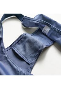 Intica - Stringi z elastycznymi paskami pod obcisłe ubrania Saburi. Kolor: niebieski. Materiał: materiał, skóra. Wzór: paski #4