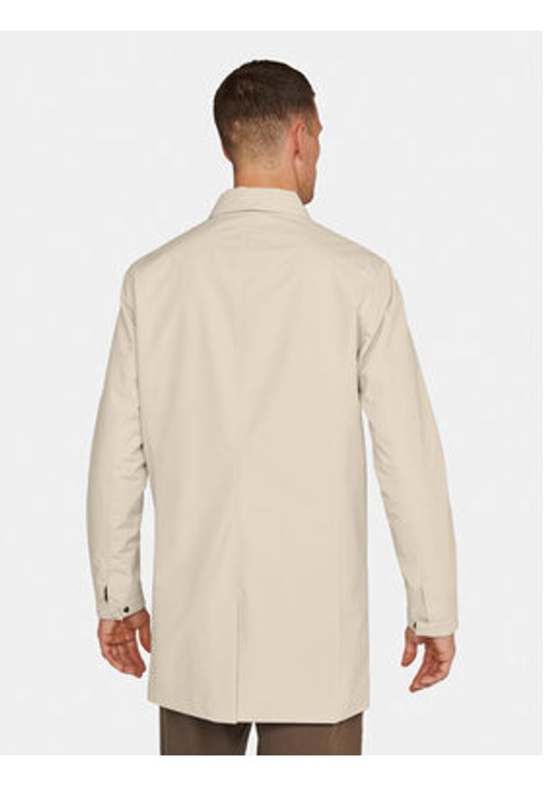 Matinique Płaszcz przejściowy 30204455 Beżowy Regular Fit. Kolor: beżowy. Materiał: syntetyk