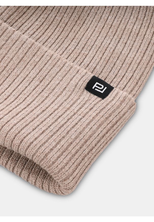 Pako Lorente - PAKO LORENTE – Beżowa czapka męska. Kolor: beżowy. Materiał: poliester, nylon, wiskoza. Wzór: prążki. Sezon: zima