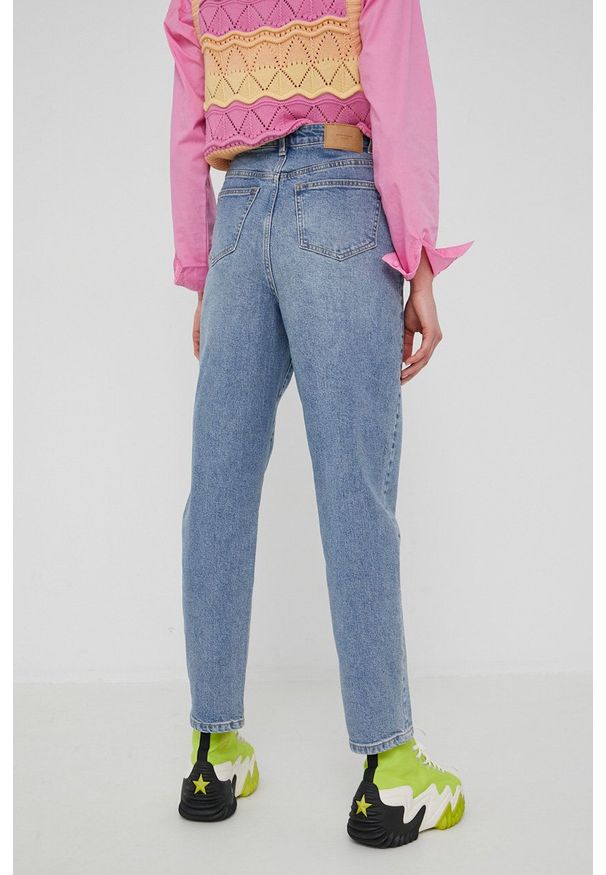 Vero Moda jeansy damskie high waist. Stan: podwyższony. Kolor: niebieski