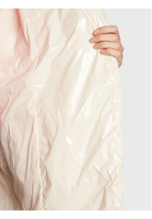 Pinko - PINKO Płaszcz zimowy Izar 1G18CX A00N Różowy Regular Fit. Kolor: różowy. Materiał: syntetyk. Sezon: zima