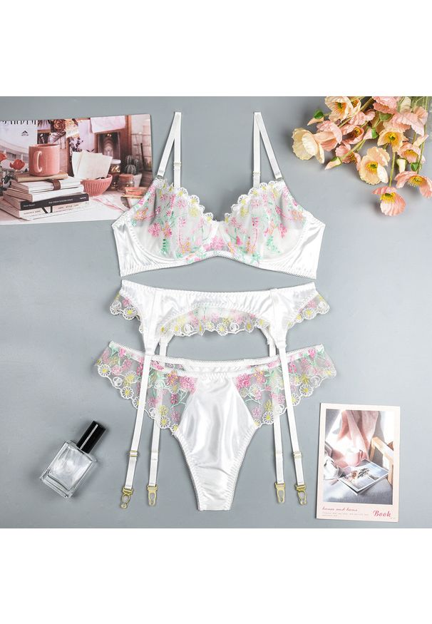 Intica - Komplet bielizny z wyszywanymi detalami Gesche. Kolor: wielokolorowy. Materiał: tkanina