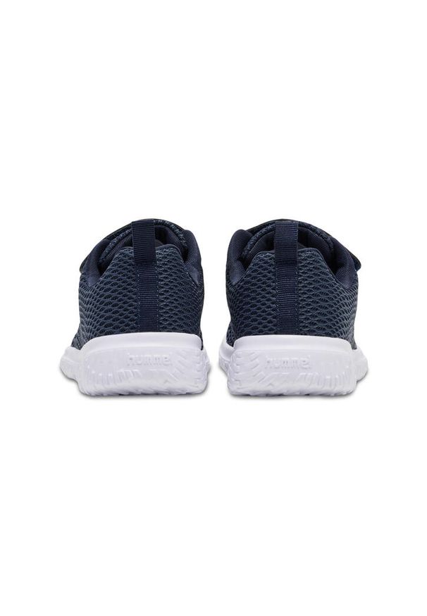 Sneakersy dla dzieci Hummel Actus Recycled. Okazja: na uczelnię. Zapięcie: rzepy. Kolor: niebieski. Sport: joga i pilates