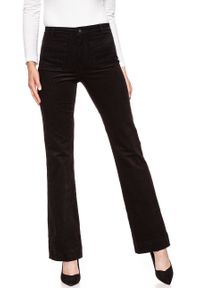 Wrangler - DAMSKIE SPODNIE SZTRUKSOWE WRANGLER FLARE BLACK W233EK100 112127837. Materiał: sztruks. Sezon: lato #6