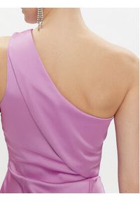 Rinascimento Sukienka wieczorowa CFC0117429003 Fioletowy Regular Fit. Kolor: fioletowy. Materiał: syntetyk. Styl: wizytowy #5