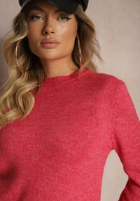 Renee - Różowy Klasyczny Sweter Porttina. Okazja: na spotkanie biznesowe, na co dzień. Kolor: różowy. Materiał: jeans. Długość rękawa: długi rękaw. Długość: długie. Styl: klasyczny #4