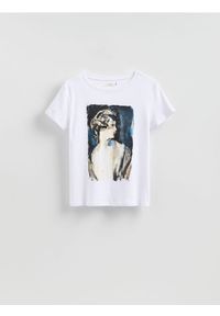 Reserved - T-shirt z nadrukiem - biały. Kolor: biały. Materiał: bawełna, dzianina. Wzór: nadruk #1