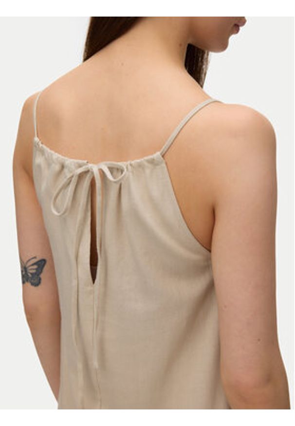 Vero Moda Sukienka letnia Emilo 10340519 Beżowy Loose Fit. Kolor: beżowy. Materiał: wiskoza. Sezon: lato