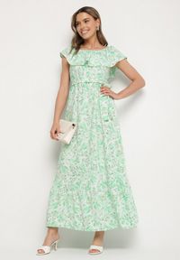 Born2be - Zielona Sukienka Hiszpanka z Bawełną w Kwiaty Mreova. Okazja: na co dzień. Typ kołnierza: dekolt hiszpanka. Kolor: zielony. Materiał: bawełna. Wzór: kwiaty. Styl: klasyczny, casual, elegancki #5