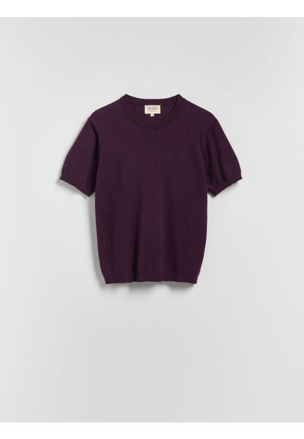 Reserved - Sweter z krótkim rękawem z dodatkiem wełny - ciemnofioletowy. Kolor: fioletowy. Materiał: wełna. Długość rękawa: krótki rękaw. Długość: krótkie