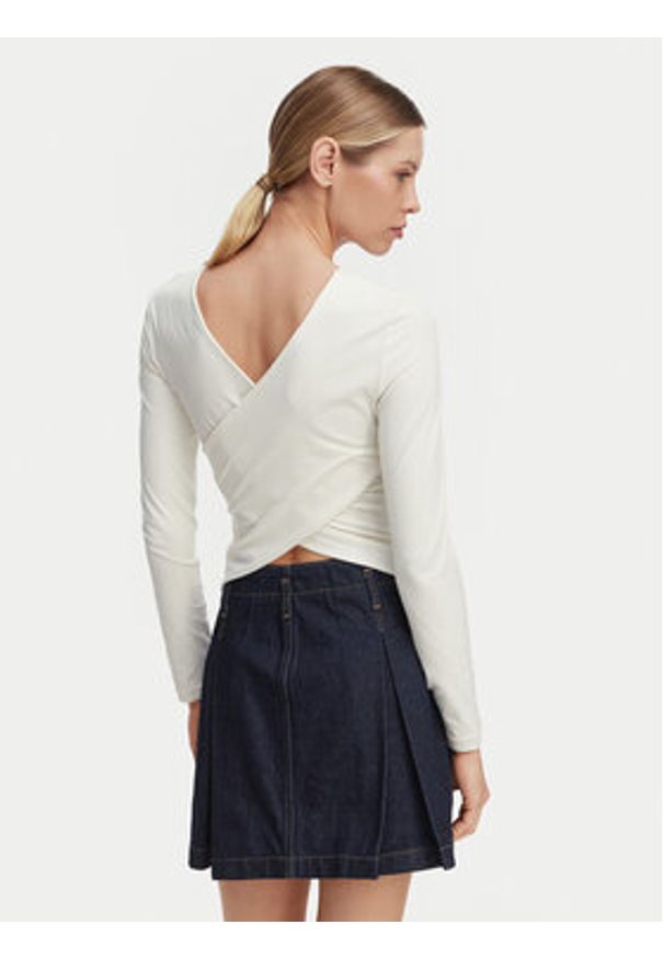 Roxy Longsleeve ERJKT04364 Biały Slim Fit. Kolor: biały. Długość rękawa: długi rękaw