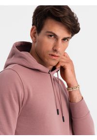 Ombre Clothing - Bluza dresowa męska kangurka z kapturem BASIC – ciemnoróżowa V4 OM-SSBN-0161 - XXL. Okazja: na co dzień. Typ kołnierza: kaptur. Kolor: różowy. Materiał: dresówka. Wzór: jednolity. Styl: sportowy, casual #7