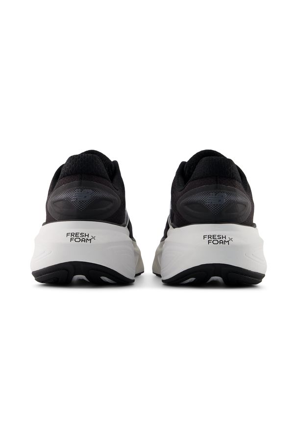 Buty damskie New Balance Fresh Foam x More v6 WMORGR6 – czarne. Okazja: na co dzień. Kolor: czarny. Szerokość cholewki: normalna. Sport: fitness