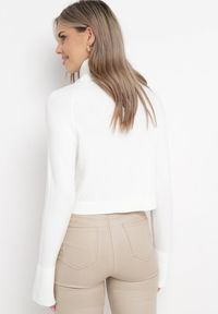 Born2be - Biały Krótki Golf z Długim Rękawem Levere. Typ kołnierza: golf. Kolor: biały. Materiał: nylon, wiskoza, dzianina. Długość rękawa: długi rękaw. Długość: krótkie. Wzór: gładki #2