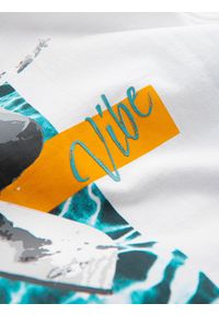 Ombre Clothing - Bawełniany męski tank top z nadrukiem Summer Vibe – biały V2 - Rozmiar: L. Okazja: na plażę, na co dzień. Kolor: biały. Materiał: bawełna. Długość rękawa: bez rękawów. Wzór: nadruk. Sezon: lato. Styl: wakacyjny, sportowy, casual, elegancki #5