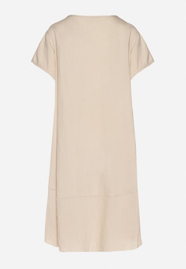 Born2be - Beżowa Rozkloszowana Wiskozowa Sukienka Trivoria. Okazja: na co dzień. Kolor: beżowy. Materiał: wiskoza. Długość rękawa: krótki rękaw. Typ sukienki: rozkloszowane. Styl: casual, elegancki