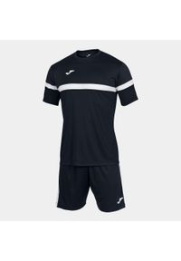 Zestaw piłkarski dla chłopców Joma Danubio. Kolor: czarny, biały, wielokolorowy. Materiał: dresówka. Sport: piłka nożna