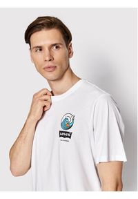 Levi's® T-Shirt 16143-0617 Biały Regular Fit. Kolor: biały. Materiał: bawełna #4