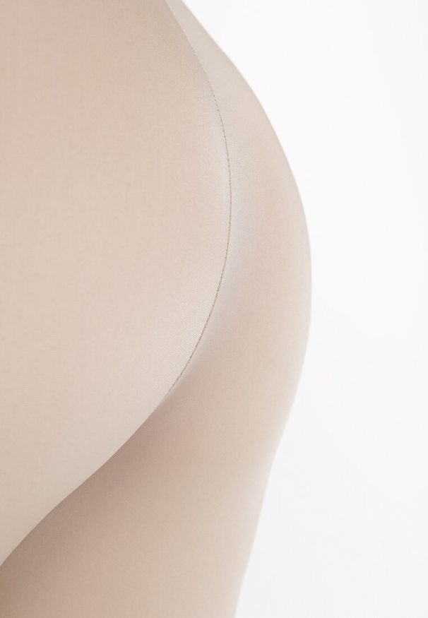 Born2be - Beżowe Szorty Hippeina. Kolekcja: plus size. Kolor: beżowy. Materiał: dzianina. Wzór: aplikacja, gładki
