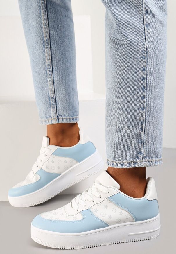 Renee - Niebiesko-Białe Sneakersy Ampione. Wysokość cholewki: przed kostkę. Kolor: niebieski. Materiał: jeans, dresówka, materiał. Szerokość cholewki: normalna. Wzór: nadruk, aplikacja