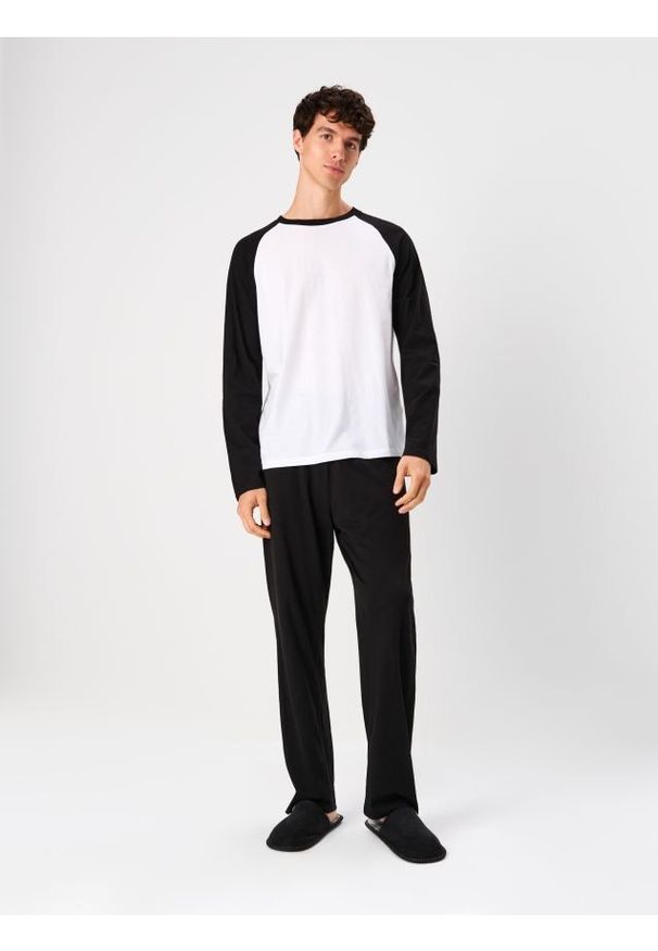 Sinsay - Piżama dwuczęściowa z bawełną - czarny. Kolor: czarny. Materiał: bawełna