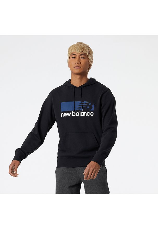 Bluza New Balance MT13905BM - czarne. Typ kołnierza: kaptur. Kolor: czarny. Materiał: dzianina, bawełna