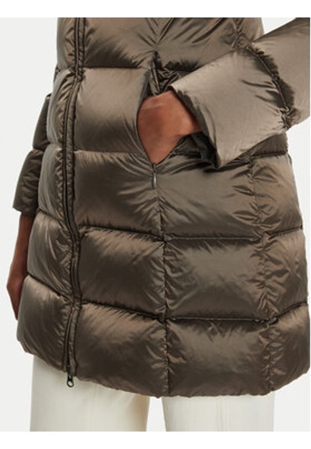 Colmar Płaszcz zimowy 2221 2YO Beżowy Regular Fit. Kolor: beżowy. Materiał: syntetyk. Sezon: zima